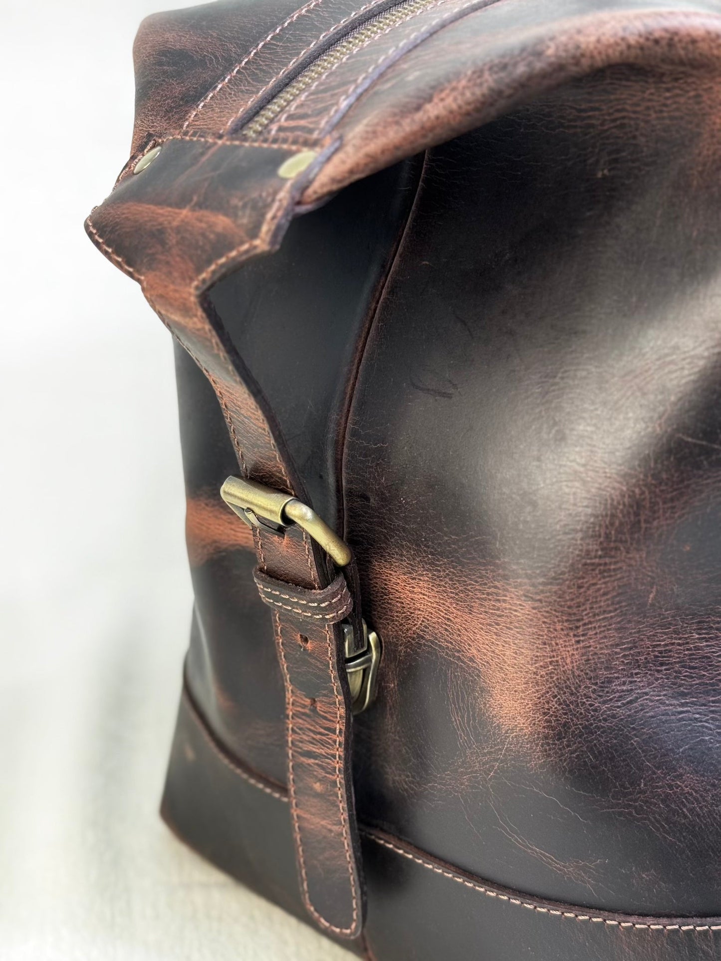 Dark Vittoria Duffle