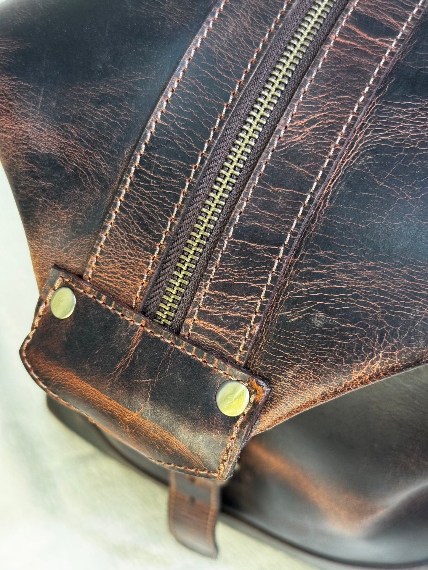 Dark Vittoria Duffle